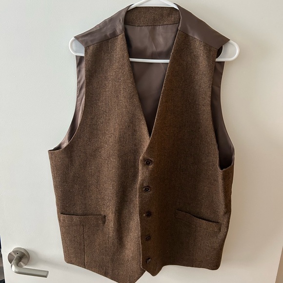 Tweed Brown Men’s 3 Piece Suit, XL - from StudioSuits - Picture 3 of 6